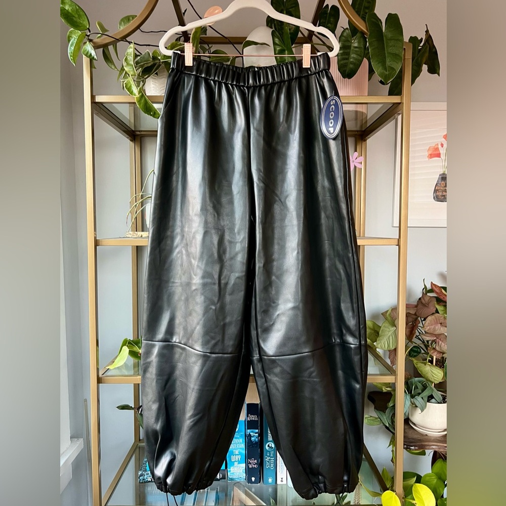 Scoop Black Faux Leather Parachute Pants in M